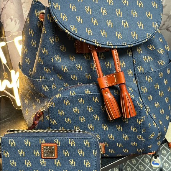 New without tags. Dooney and Bourke large Gretta Backpack and wallet - Picture 3 of 6
